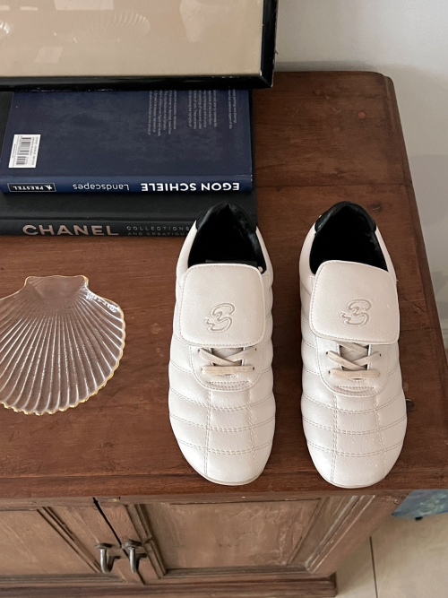 Moylet sneakers