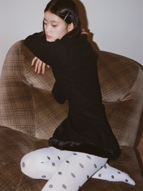 BURNING FUR SKIRT (BLACK)