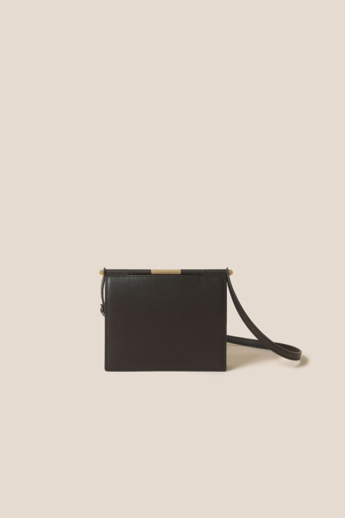 Mael Passport Wallet (Brown)_RCWGX24643BRD