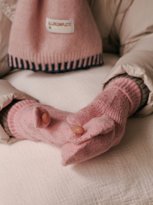 Dot Mitten Gloves (Strawberry)