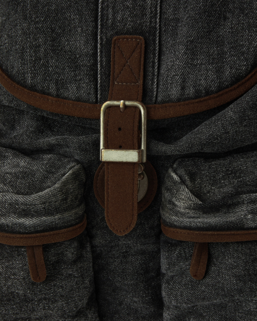 OUT POCKET DENIM BACKPACK [BLACK]
