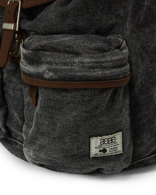 OUT POCKET DENIM BACKPACK [BLACK]