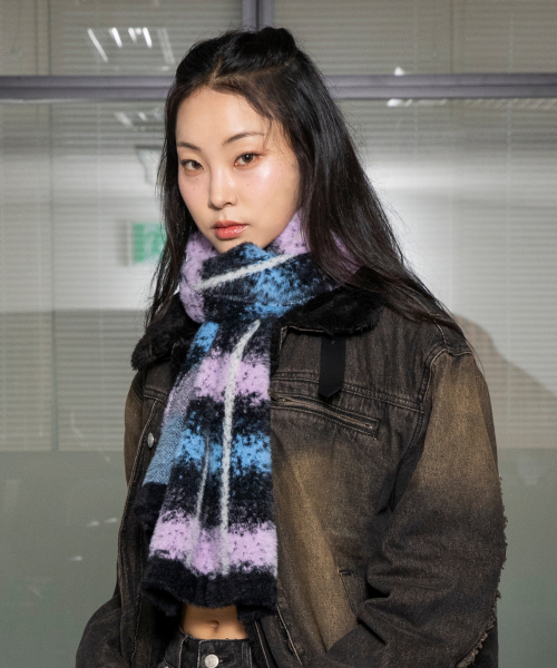 XTA056 체크 소프트 헤어리 머플러 (CANDY BLACK)