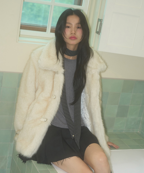 Shearing Fur Jacket Ivory
