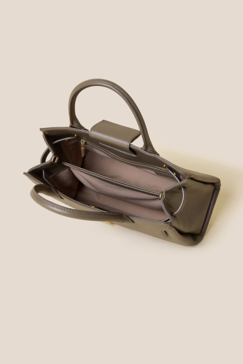 Stephanie Le Temp Tote 31 (Taupe)_RCBTX24659TPX