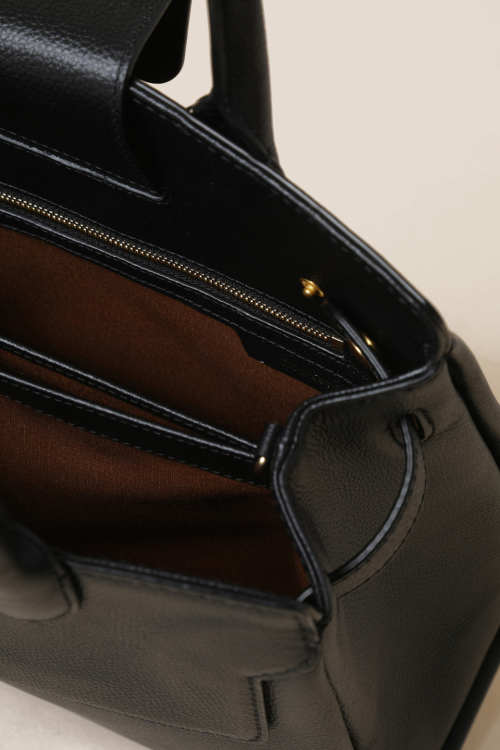 Stephanie Le Temp Tote 31 (Black)_RCBTX24659BKX