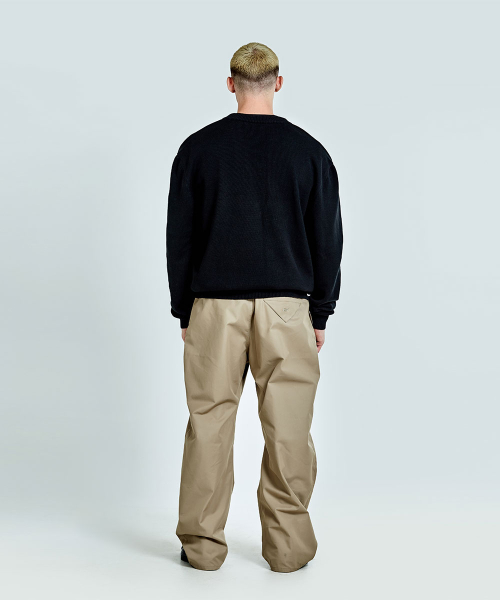 V neck Knit - Black