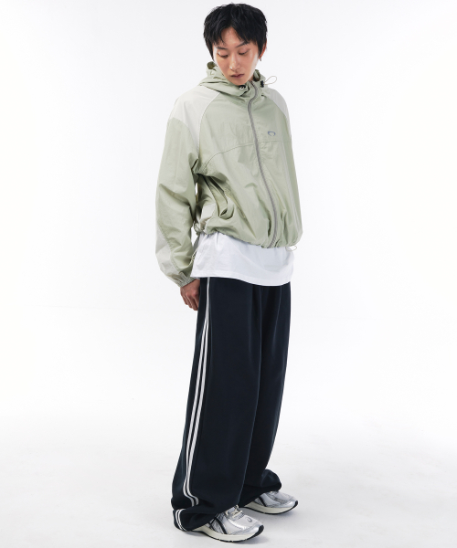 [폴라폴리스추가] 라인 트레이닝 팬츠[블랙]