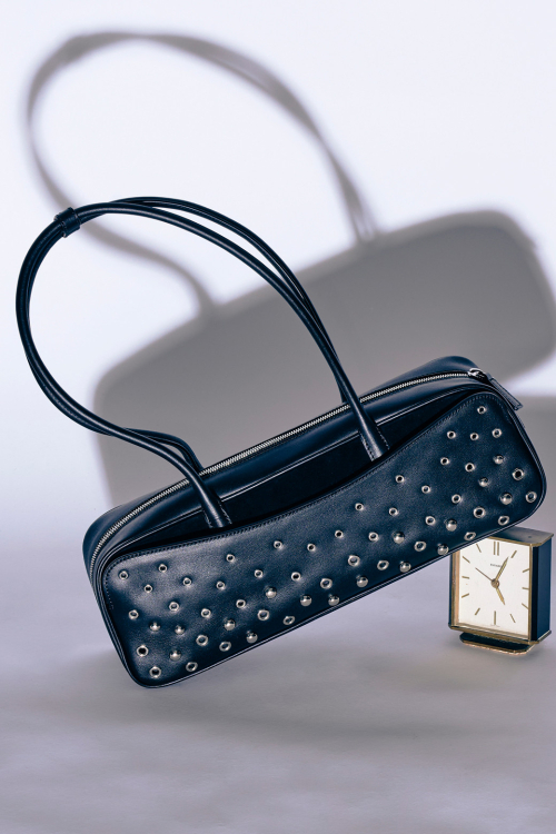 Bern Shoulder 36 (Black)_RCBSX24658BKX