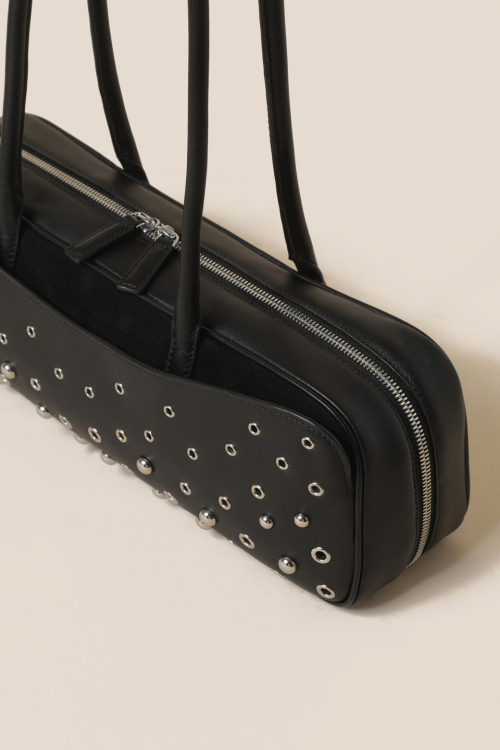 Bern Shoulder 36 (Black)_RCBSX24658BKX
