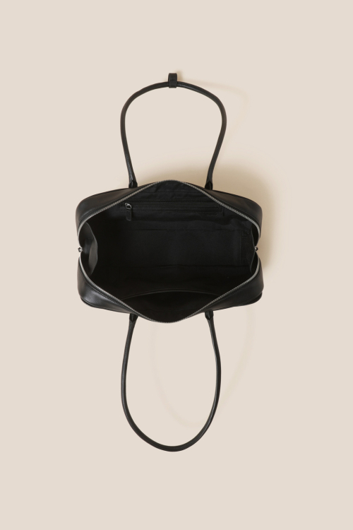 Bern Shoulder 36 (Black)_RCBSX24658BKX