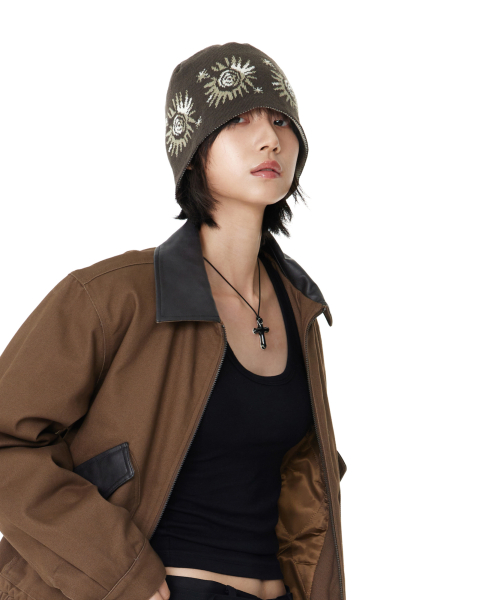 Small Sun Jacquard Beanie (Brown)