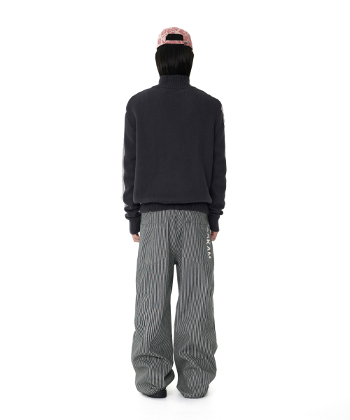 Knee Pin-tuck Stripe Denim Pants (Black)