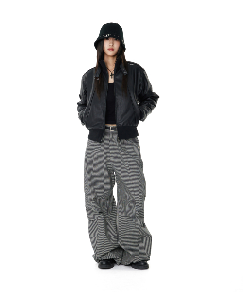 Knee Pin-tuck Stripe Denim Pants (Black)