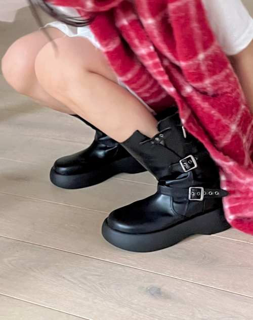 classy platform boots