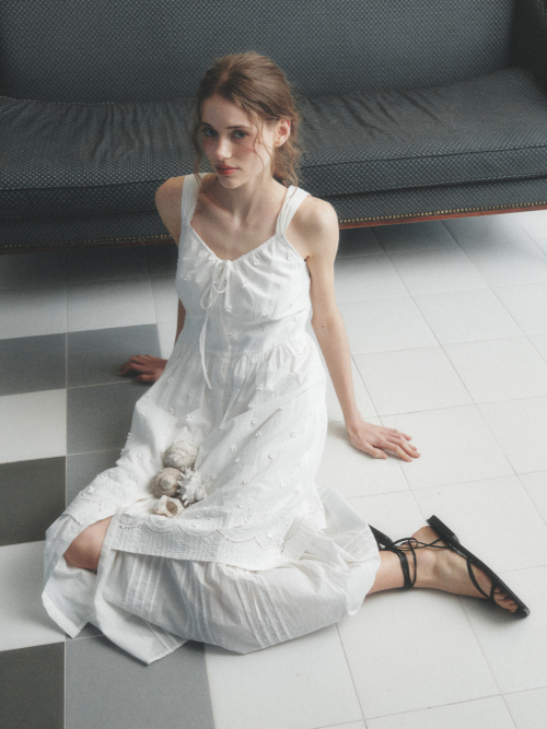 VIENNE laced sleeveless dress
