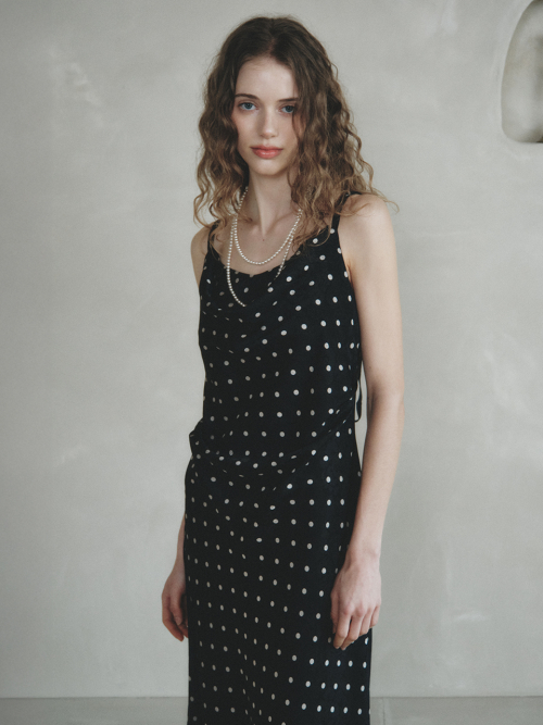 LABETTI dot long sleeveless dress_BLACK