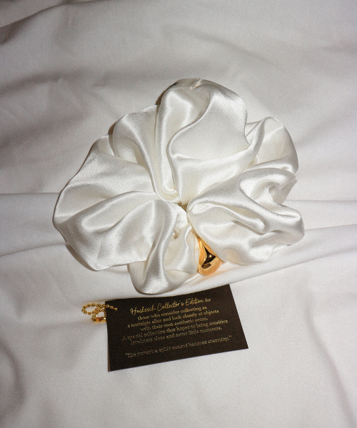 Silk Scrunchie_White Cream