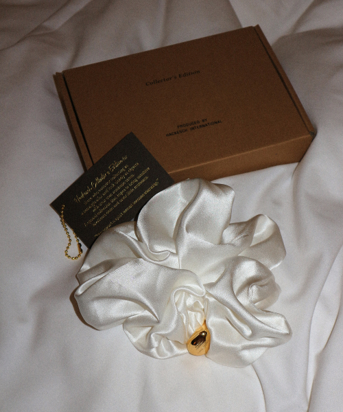 Silk Scrunchie_White Cream