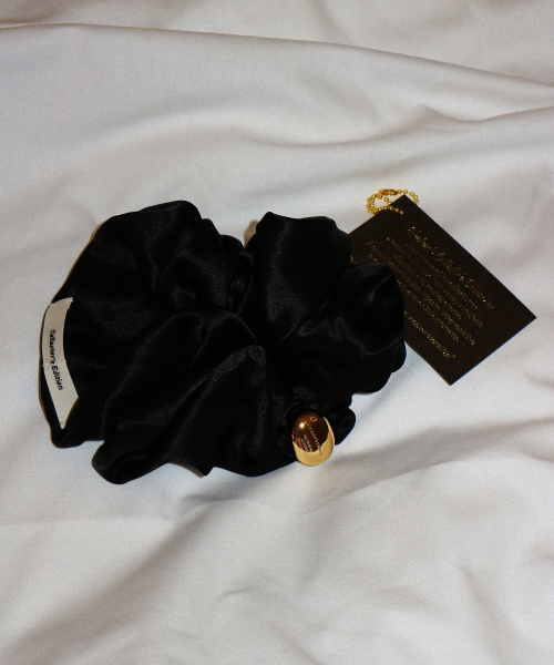 Silk Scrunchie_Black