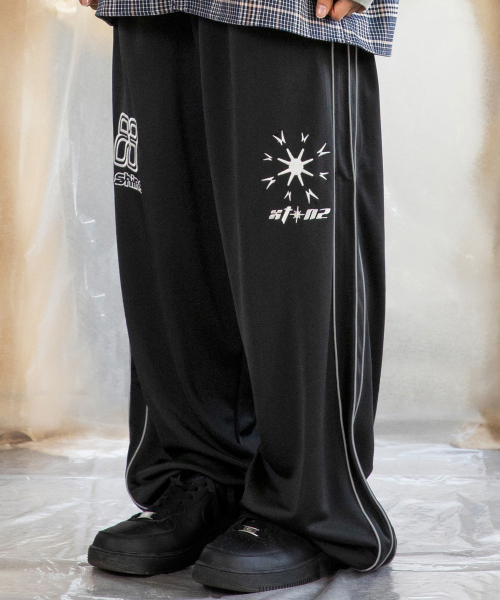 XP260 샤인 파이핑 와이드 트랙 팬츠 (BLACK)