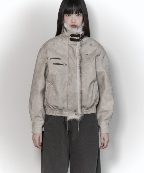 Pigment Mustang Fur Jumper (grayish beige)