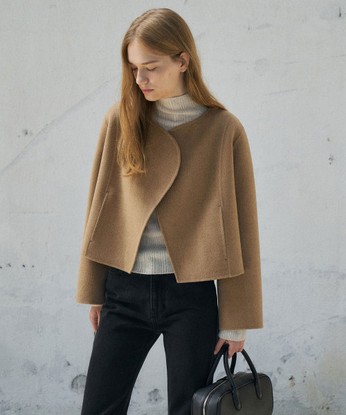 Curve Detail Short Handmade Jacket[LMBEWI23CT701]-Camel Melange