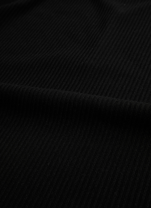 WISH RIBBED BUTTON TEE / BLACK