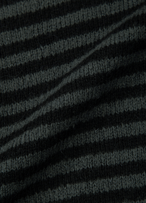 NUT POCKET CARDIGAN / STRIPE BLACK