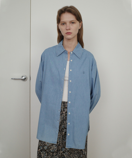 CLASSIC DENIM SHIRT - BLUE