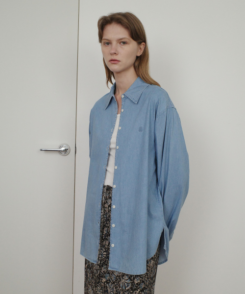 CLASSIC DENIM SHIRT - BLUE