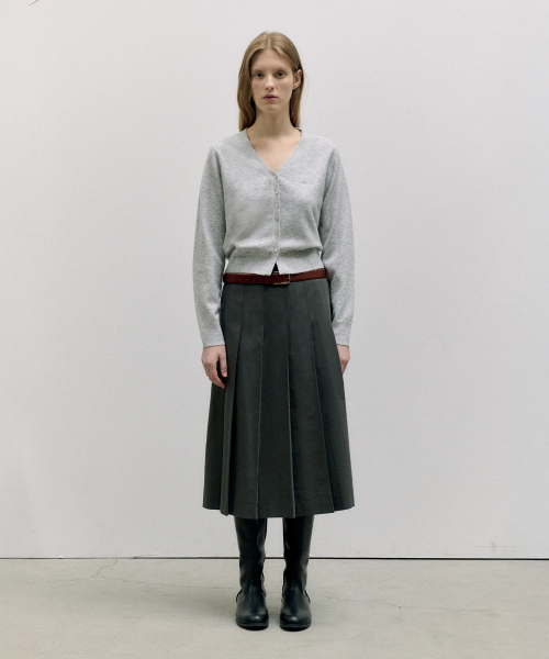 PLEATS LONG SKIRT GRAY