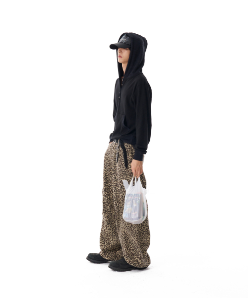 Knee Pin-tuck Leopard Cotton Pants (Brown)