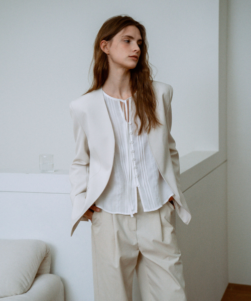 Minimal V-Neck Jacket[LMBESPJK5104]-Cream Beige