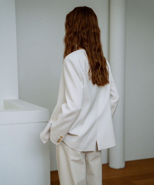 Minimal V-Neck Jacket[LMBESPJK5104]-Cream Beige