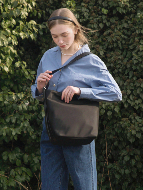 CARRY shoulder bag_BLACK