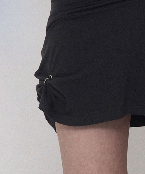 Piercing Drape Set-up Long Sleeve (Charcoal)