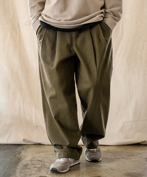 Saturn Two Tuck Wide Twill Pants Khaki KJLP2606