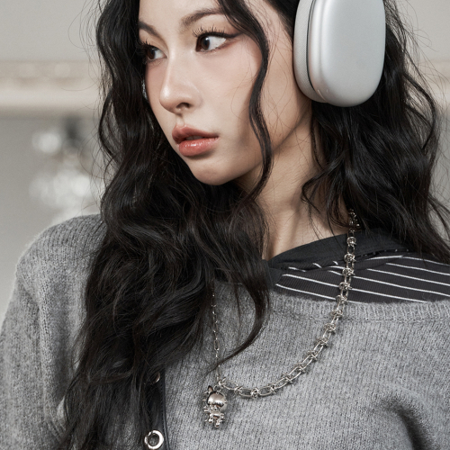 Cattus half twist necklace