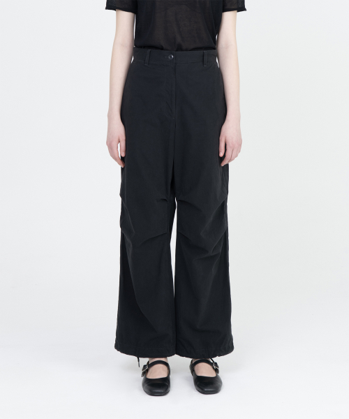 W Washed Parachute Pants, Black