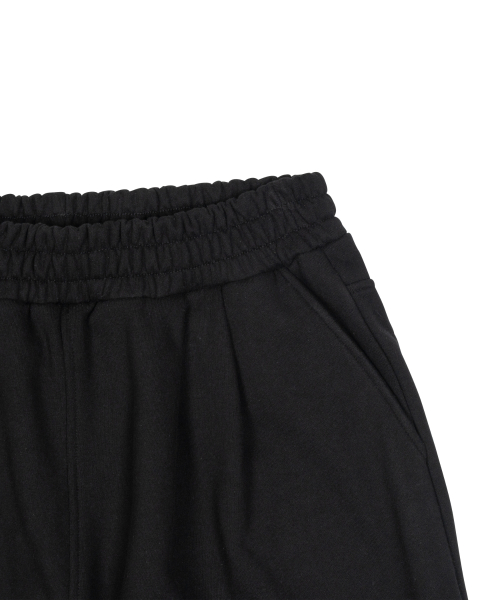 TCM back logo half sweat pants (black)