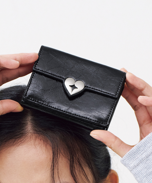 HEARTY TRIPLE WALLET - BLACK