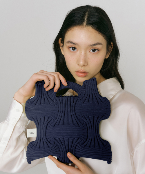 뉴보우백 네이비