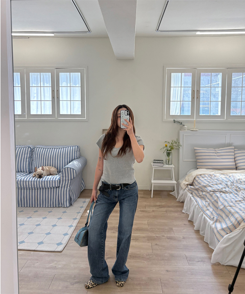 C 90S LINE SLIT NECK HALF-SLEEVE T-SHIRT_GREY