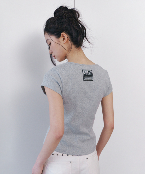 C 90S LINE SLIT NECK HALF-SLEEVE T-SHIRT_GREY