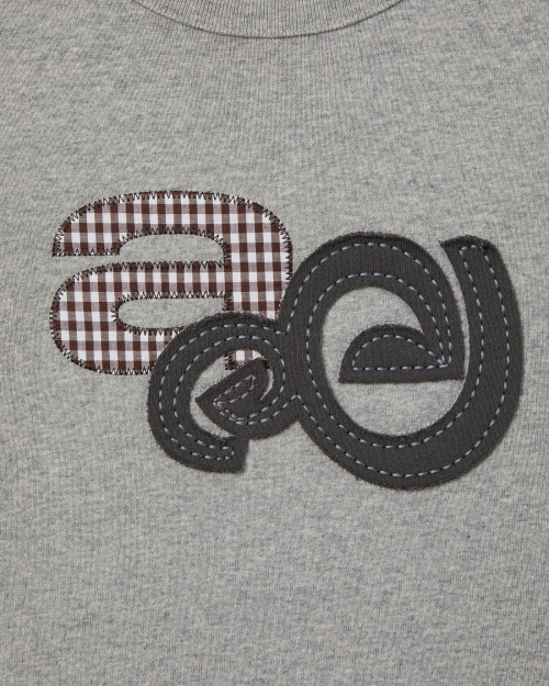 APPLIQUE LOGO TEE [MELANGE GREY]