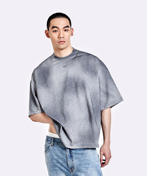 Dying t shirt - grey