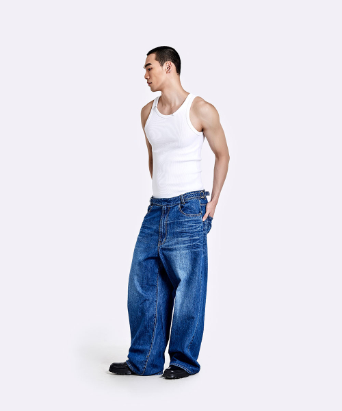 Piercing sleeveless - White