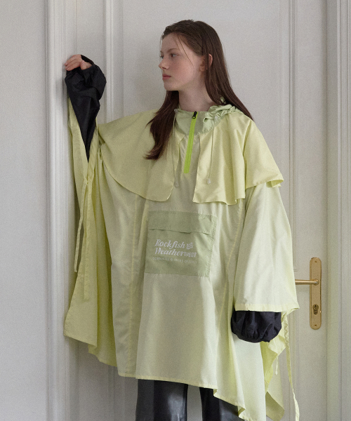 ESSENTIAL RAIN PONCHO - 2 colors