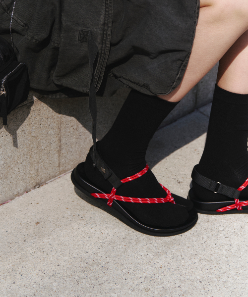 EZROPE SANDALS RED